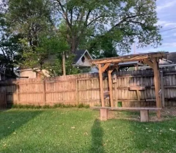 Cozy Free Parking Kitchen & Family Friendly Lafayette